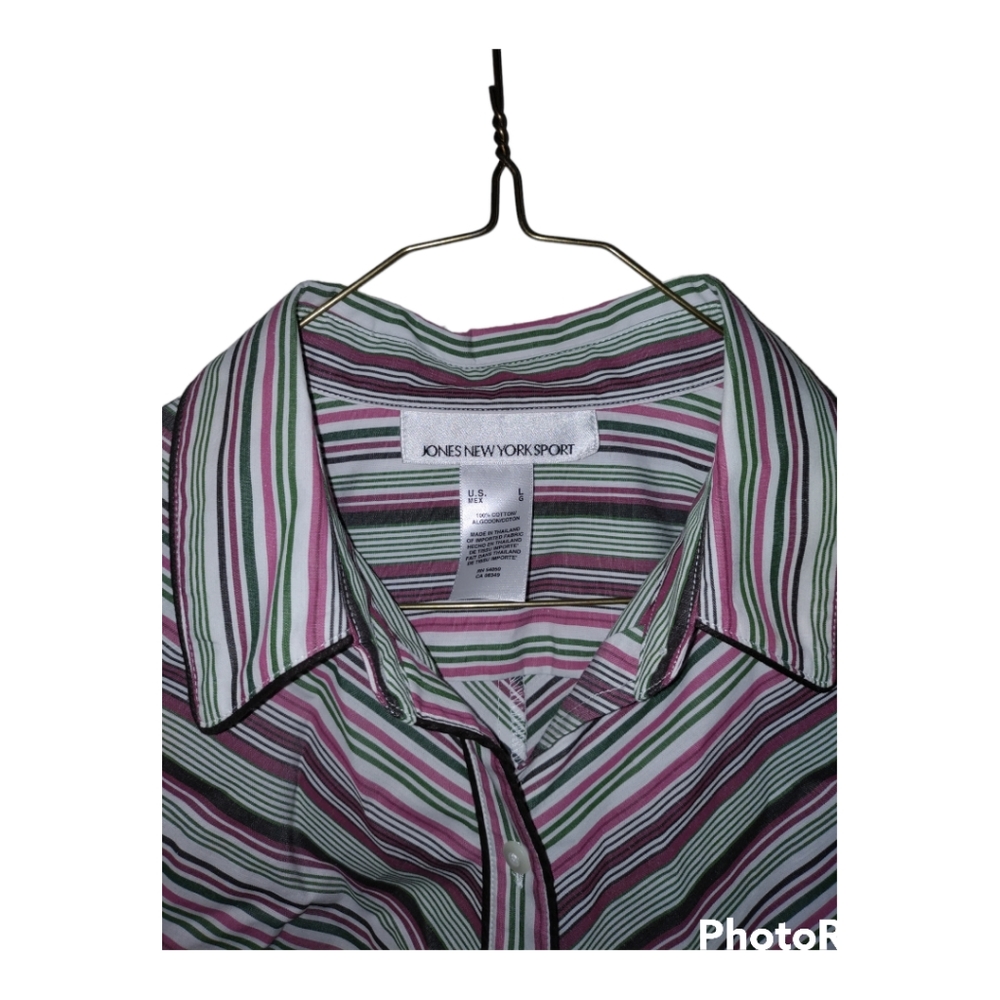 Jones New York Sport size L button up